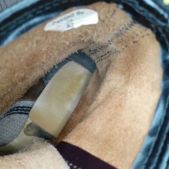 Dr. Martens Vintage 90s Y2K Burgundy 8 Hole Boots 5 - Picture 9 of 9